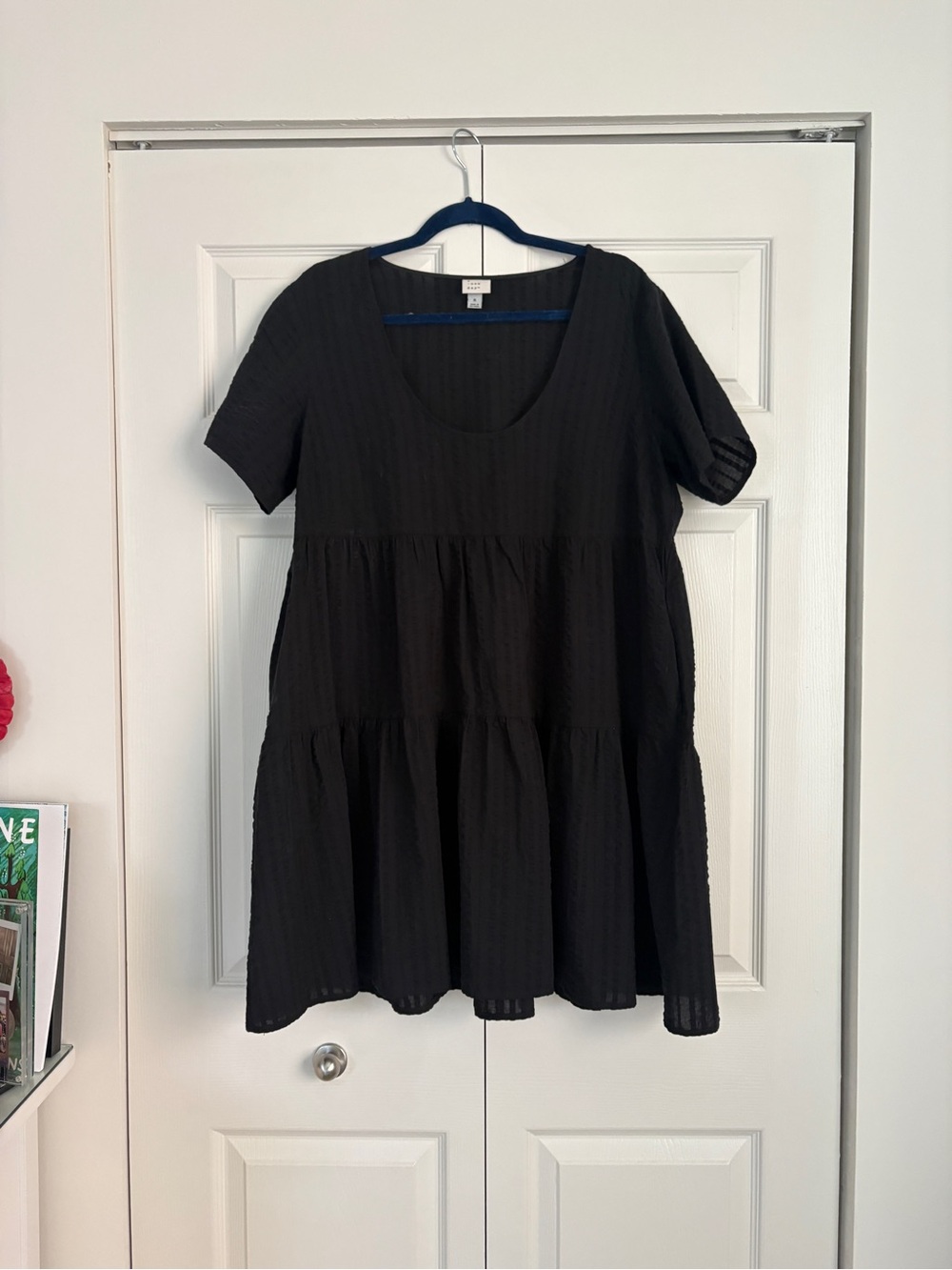 Black Tiered Seersucker Short-Sleeve Women’s Dress
